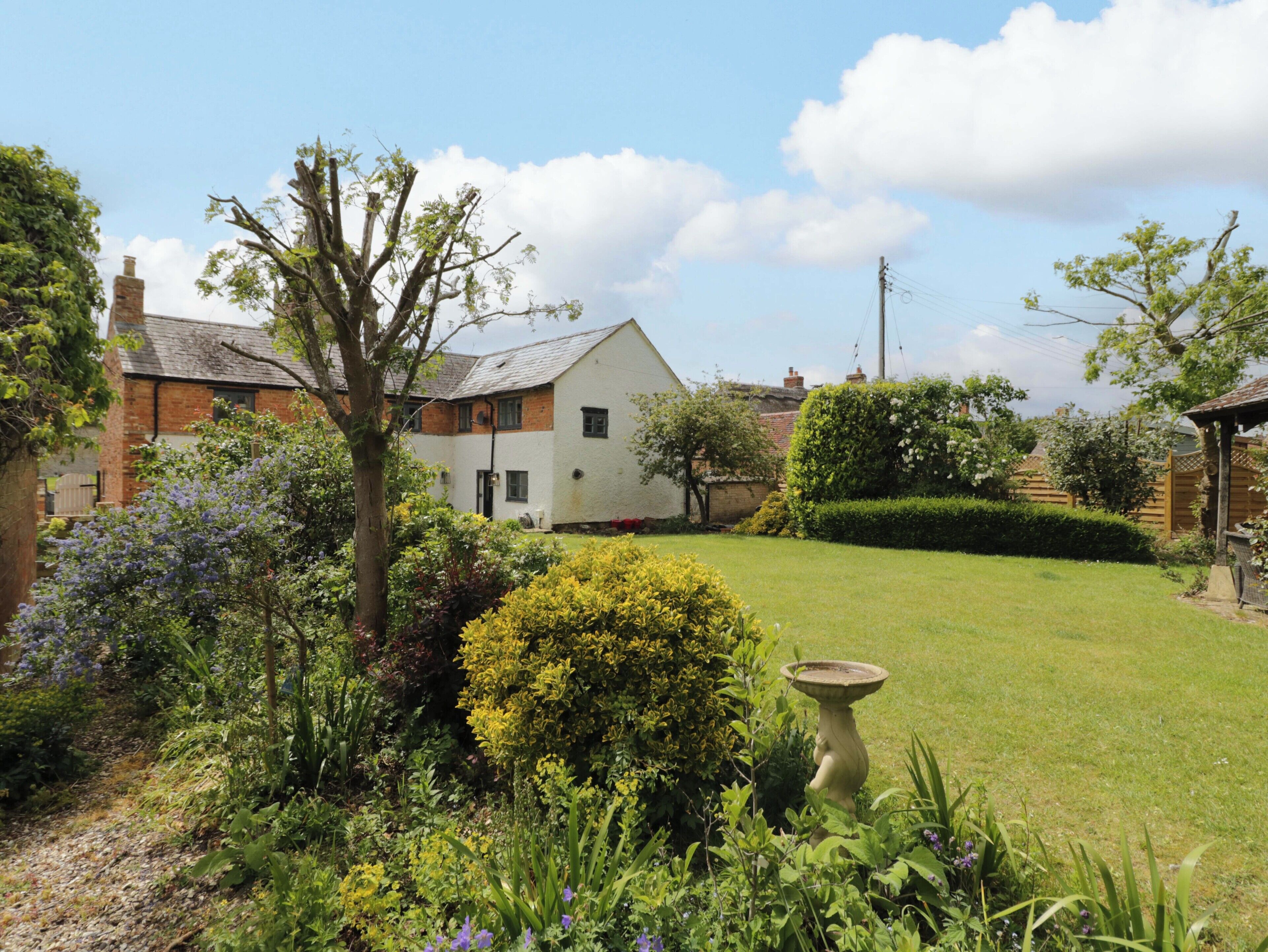 Cottage | Property grounds