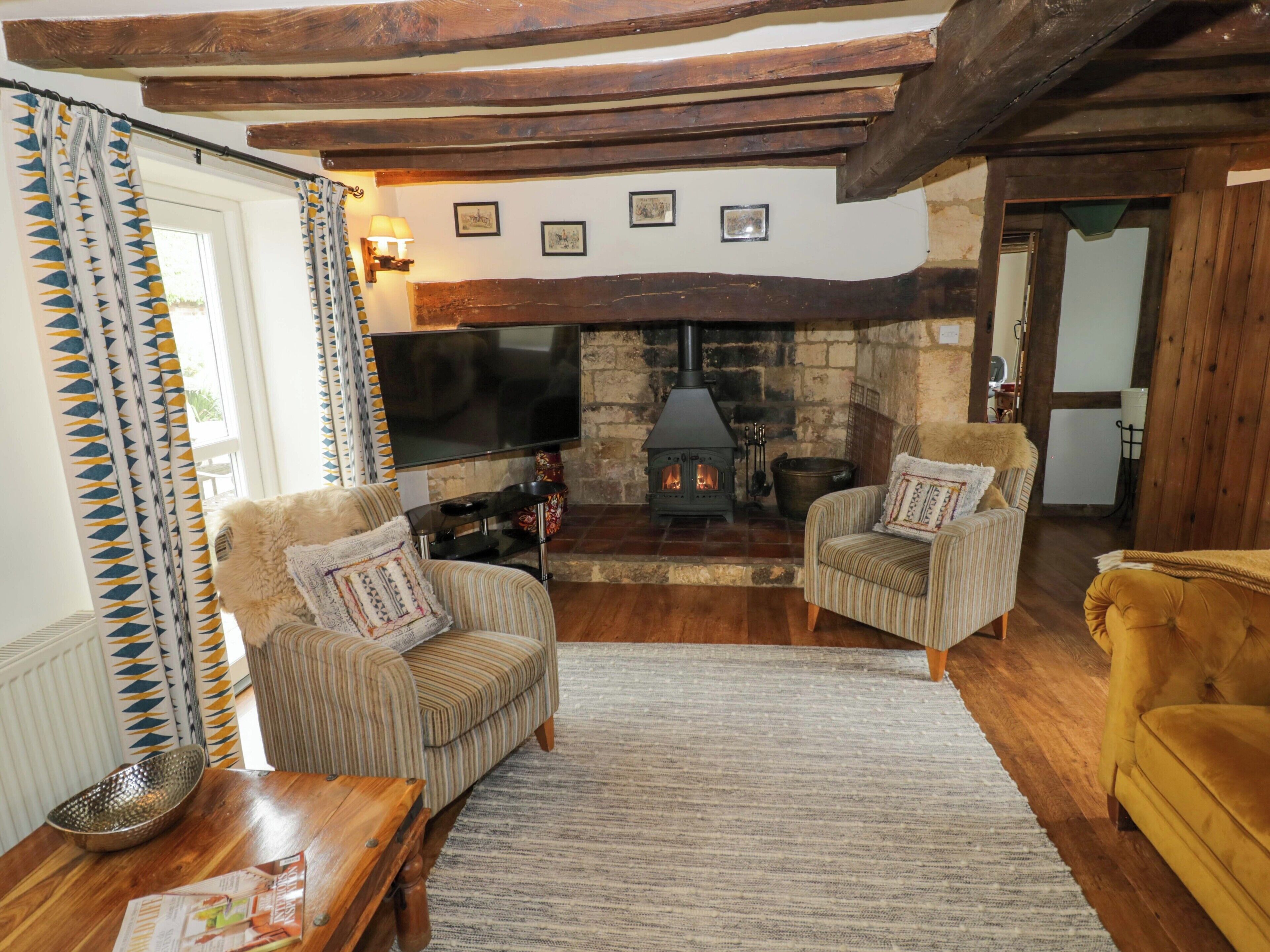 Cottage | Living area