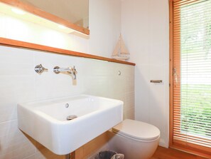 Cottage | Phòng tắm | Buồng tắm vòi sen 