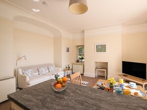 Living room - The Patio Flat (Bodmin)