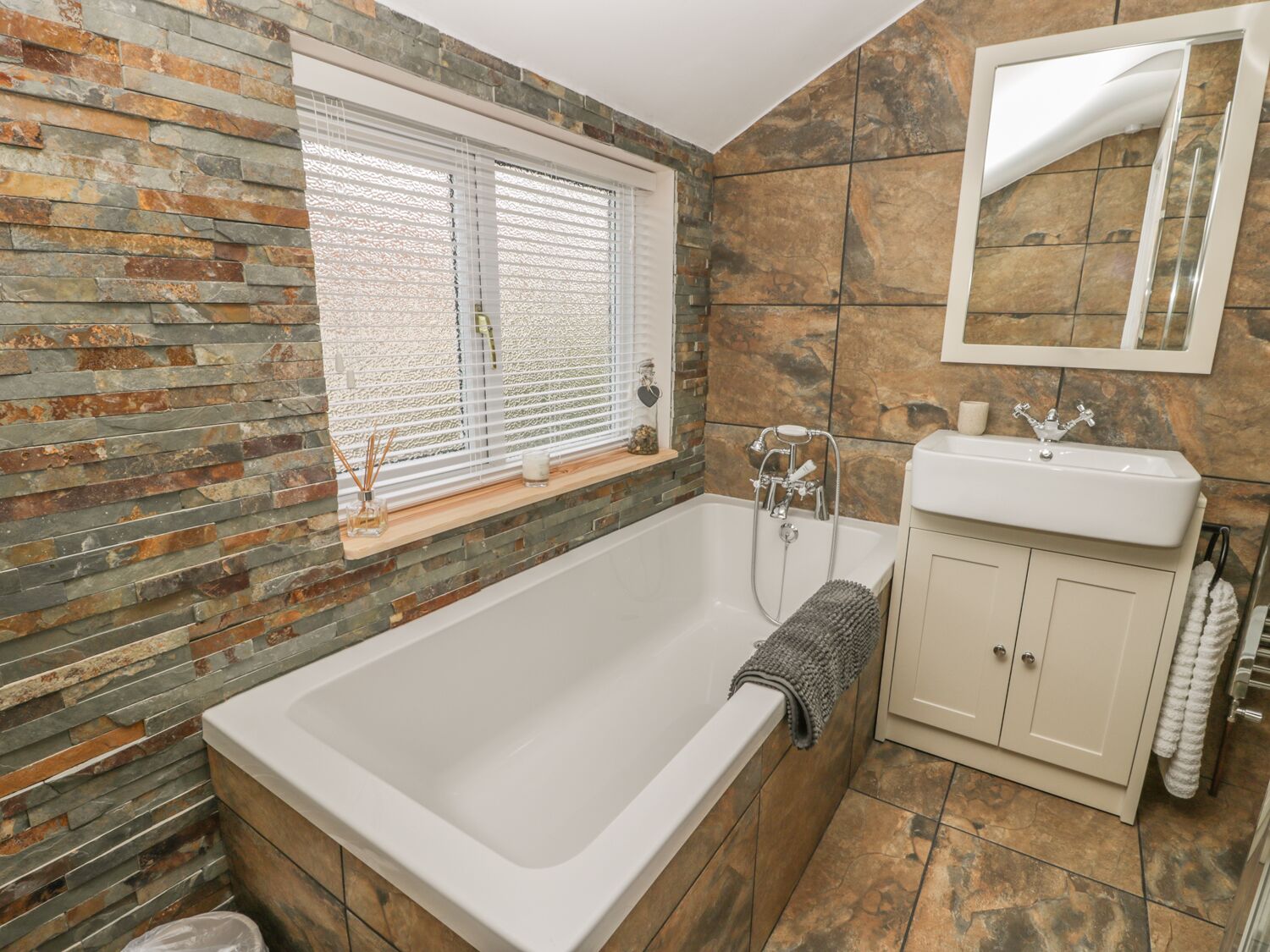 平房 | 浴室 | 淋浴設備