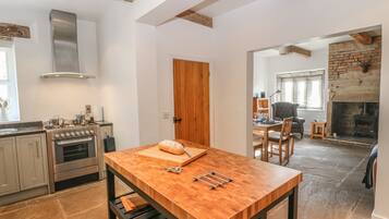 Cottage | Interior