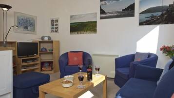 Cottage | Living room