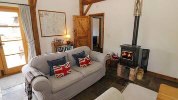 Småhus | Oppholdsområde | Peis