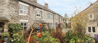 Laburnum Cottage