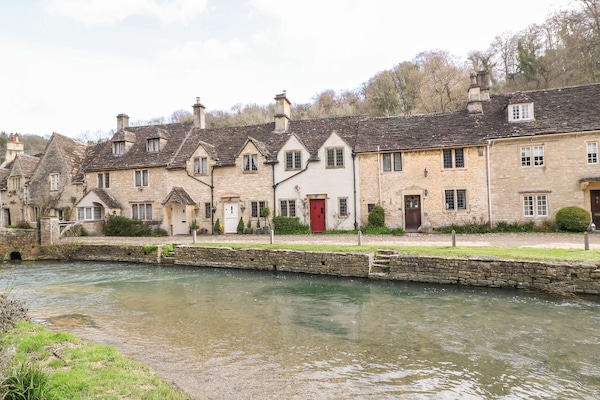 Cottage | Exterior