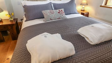 Casa de campo | 2 habitaciones, decoración personalizada y muebles diferentes