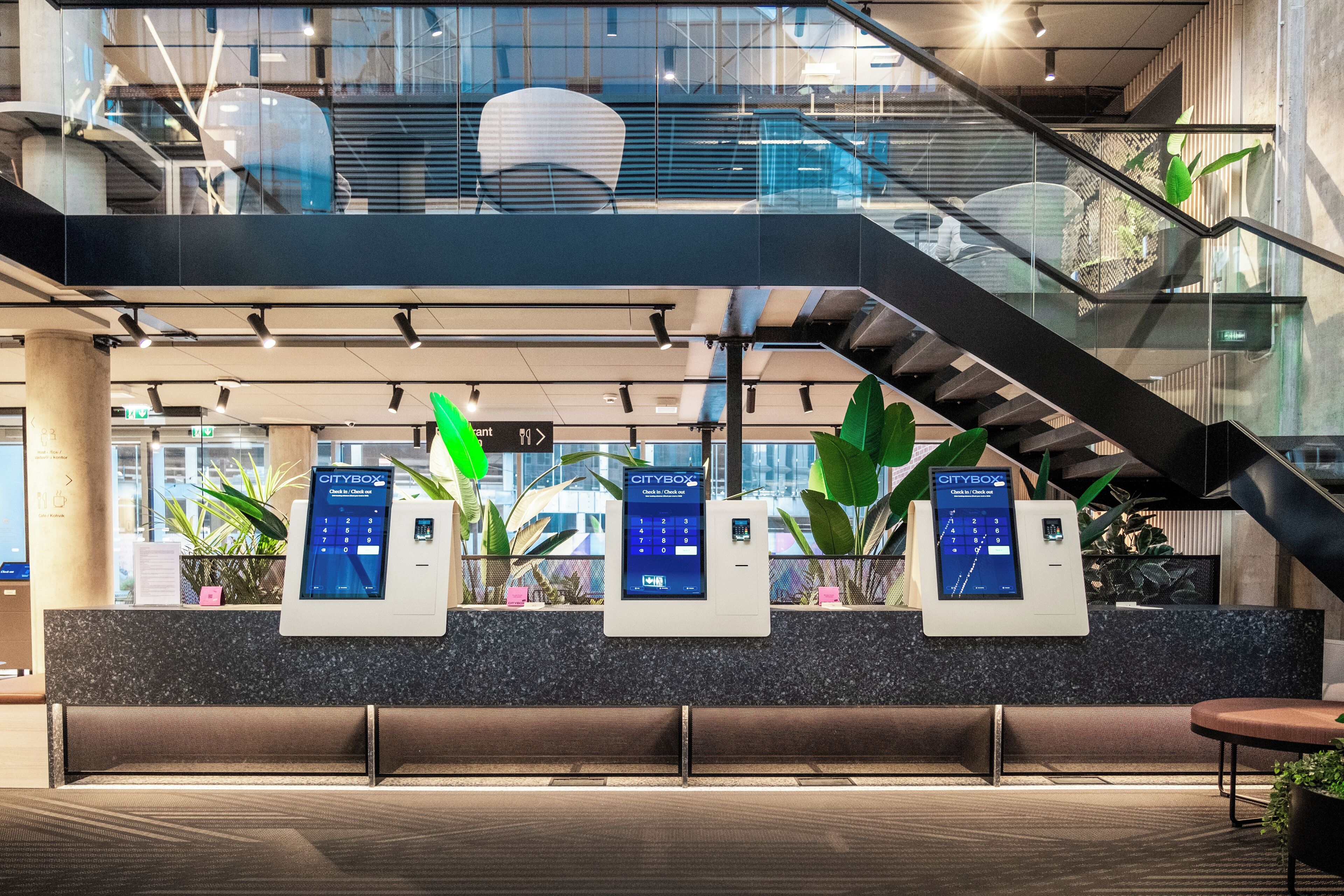 Mostrador para check-in y check-out