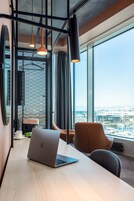 Suite Junior | Con stile personalizzato, con arredamento individuale, una scrivania