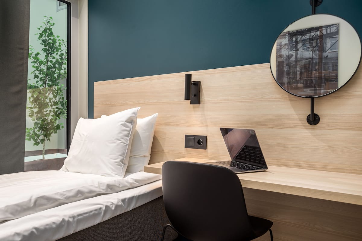 single room (atrium) | 1 bedroom, individually decorated, individually furnished, desk