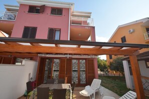 บริเวณภายนอก