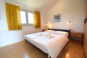 1 habitación y ropa de cama 