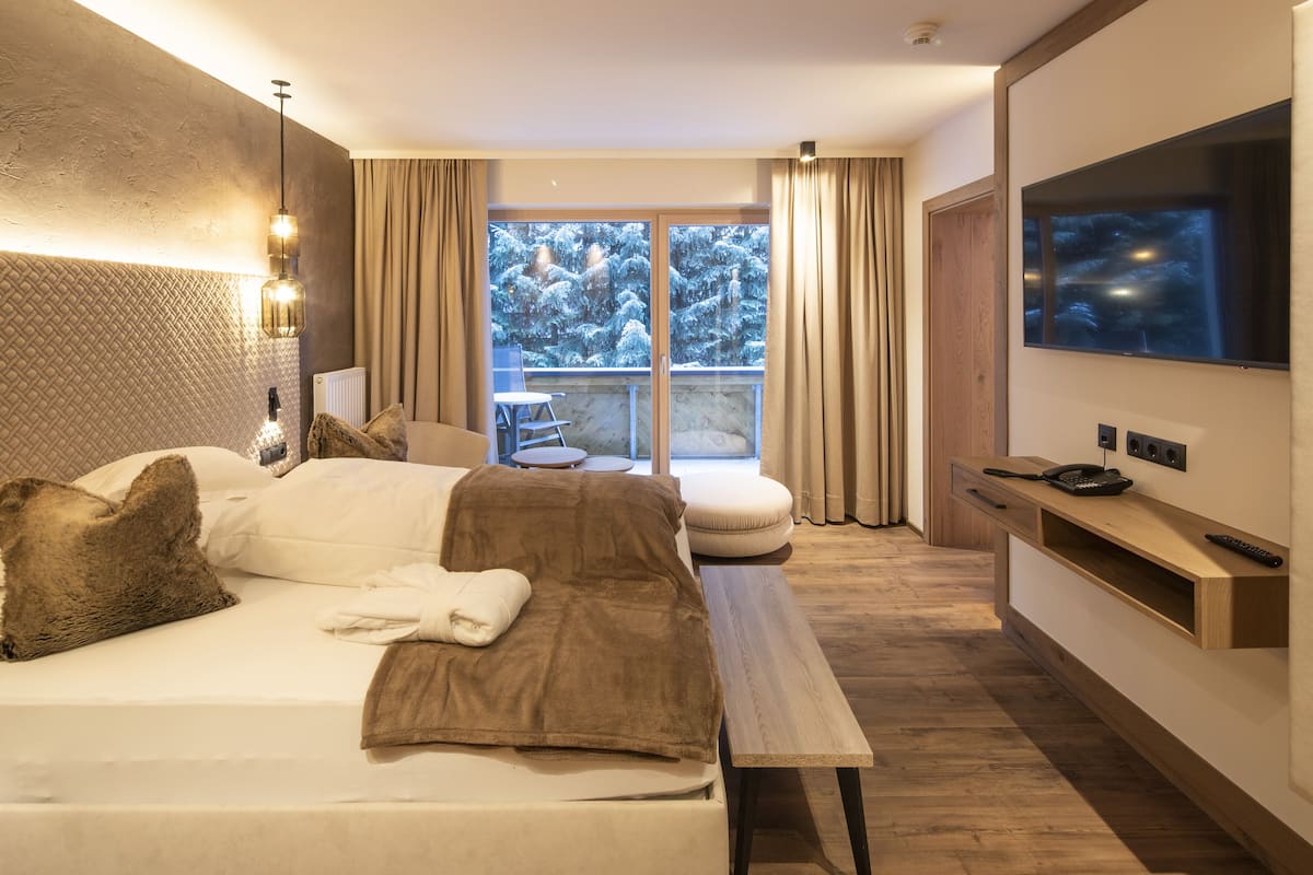 Deluxe Single Room | WiFi (free)