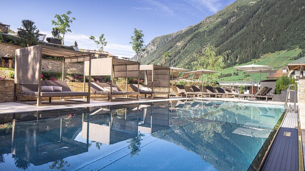 Imagen sin descripción, 1 de 107, botón