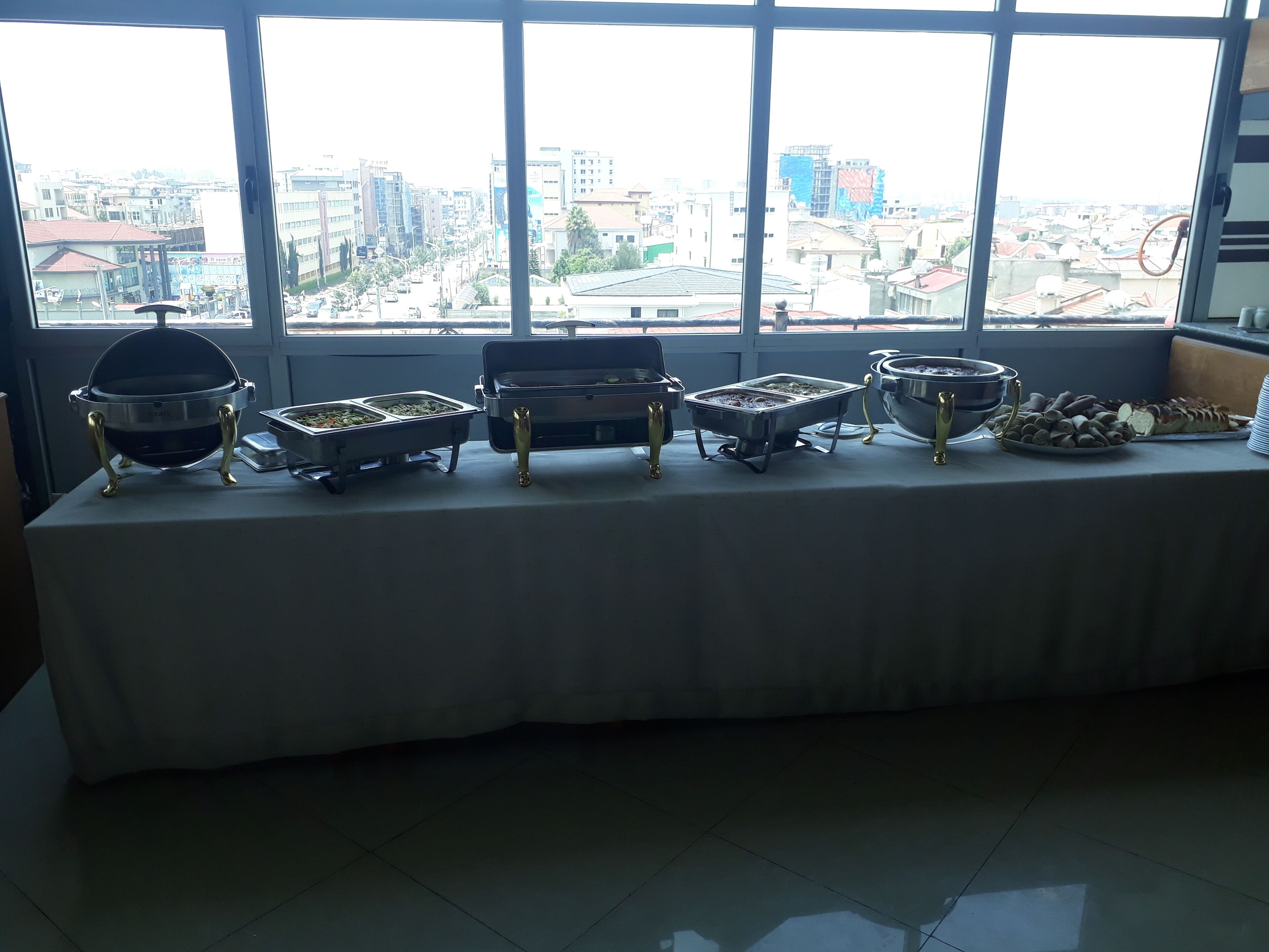 Photo - bruhway hotel