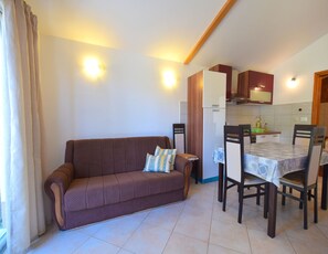 Living area - Holiday Home Pere (Malinska-Dubasnica)