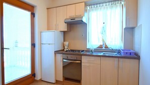 Apartment, 1 Bedroom (357 – manji) | Private kitchen - Apartments Anton D (Malinska-Dubasnica)
