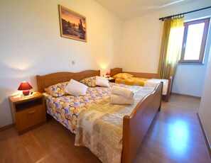 Apartemen, 1 kamar tidur (357 – manji) | Meja kerja, Wi-Fi gratis, dan seprai linen