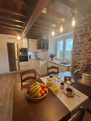 Dining - Tarrío House with Pool. (Santiago de Compostela) (Santiago de Compostela)