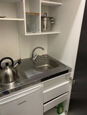 Mikrowelle, Esstisch