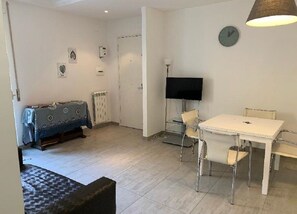 Interior - Affordable holiday apartment (Napoli)