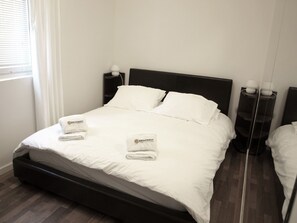 Apartamento exclusivo | 1 quarto, ferros/tábuas de passar roupa, Wi-Fi de cortesia
