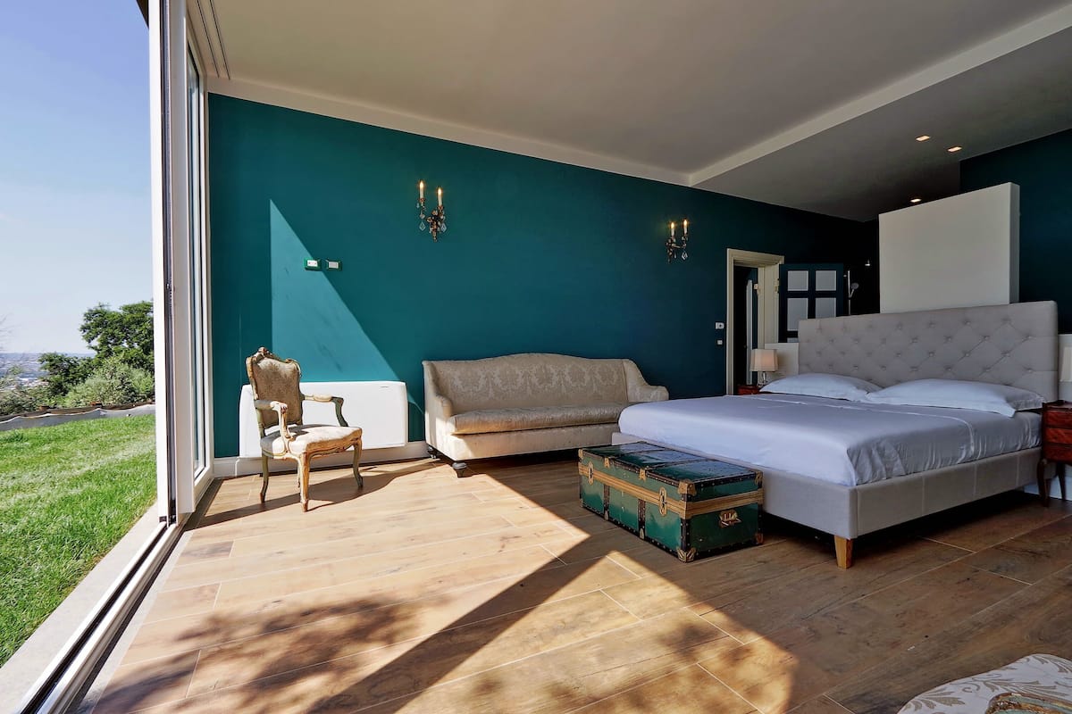Panoramic Double or Twin Room (Tramonto) | Premium bedding, down comforters, Select Comfort beds, blackout drapes