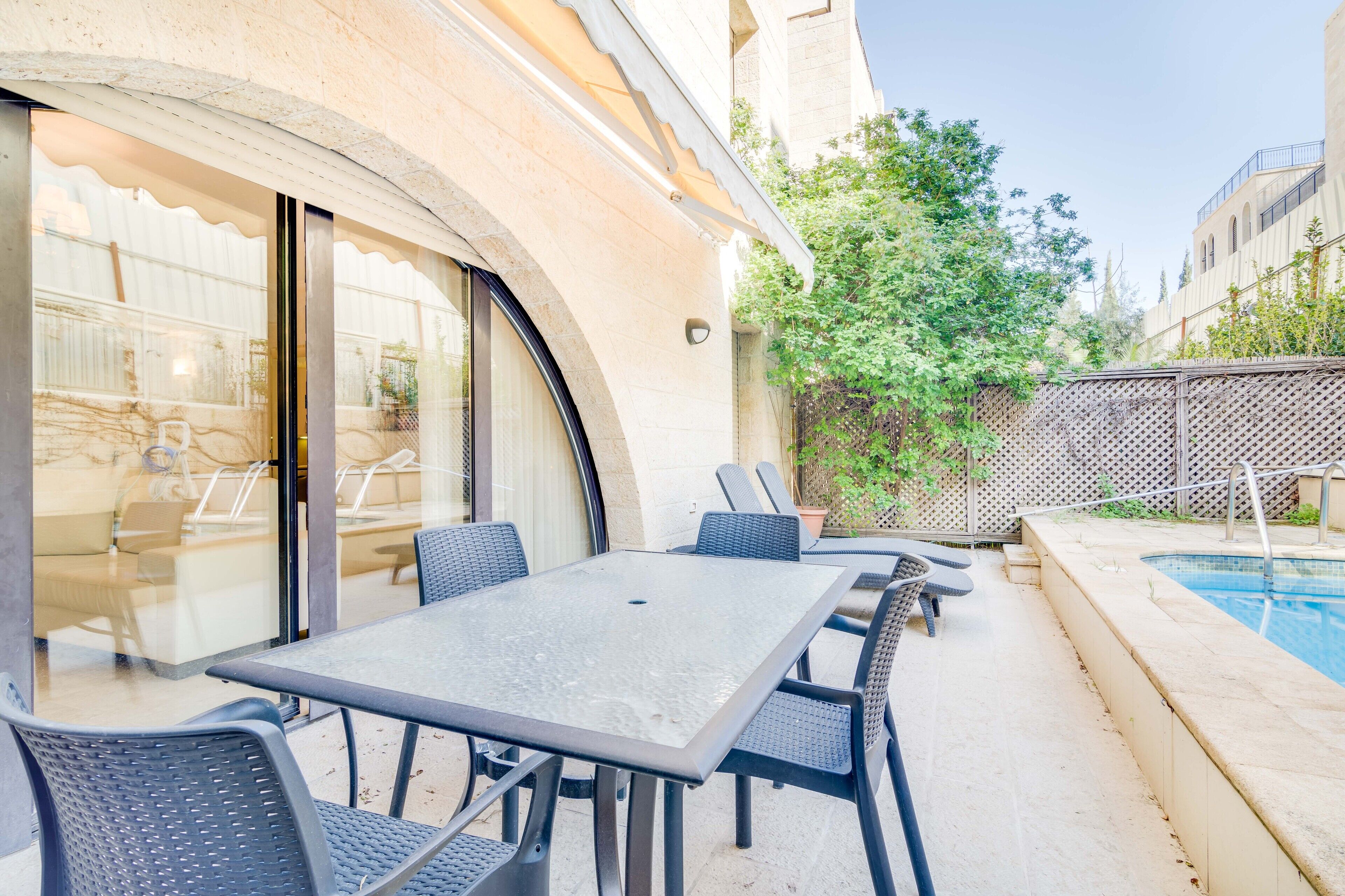 家庭公寓 | 露台