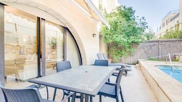 Apartamento família | Terraço/pátio