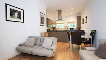 Apartment | Living area