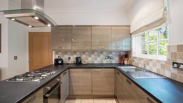 Apartment | Private kitchen