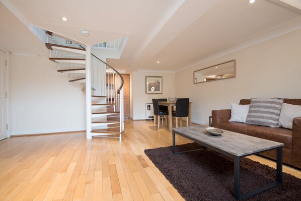 City Apartment, 2 Bedrooms | Living area | Flat-screen TV, DVD player