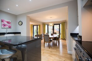 House, 3 Bedrooms | Private kitchen - Musgrave Gardens (Durham)