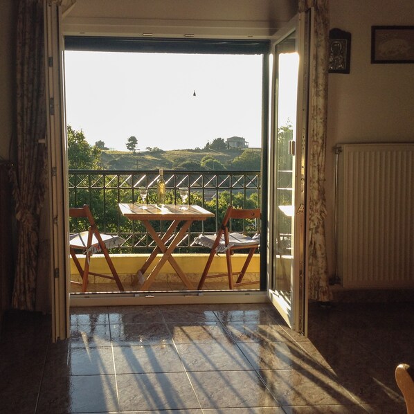 House, 3 Bedrooms, Mountain View | View from room