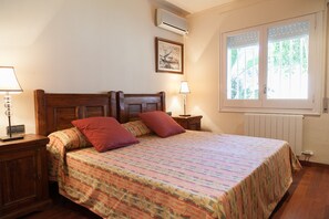 6 camere, ferro/asse da stiro, Wi-Fi gratuito, lenzuola