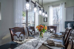 Dining - Edmond 3BR w/ King Beds + EV Charger + Pet Friendly (Edmond)