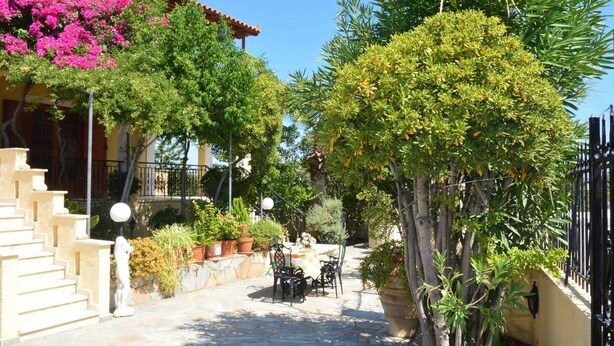 Unclassified image, 1 of 40, button - Cozy Family Home With Charming Outdoor Facilities (Aegina)
