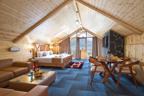 Royal Room | Minibar, in-room safe, soundproofing, iron/ironing board - White Stone Resorts (Manali)