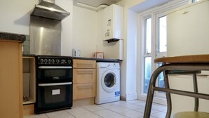 Căn hộ (1 Bedroom) | Bếp riêng