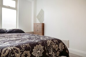 Departamento (1 Bedroom) | 1 habitación, decoración personalizada y muebles diferentes 