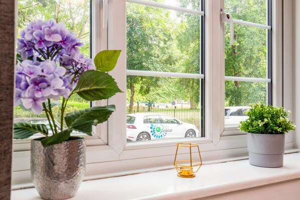 View from property - Anson House - Deluxe Guest Room 2 (London)