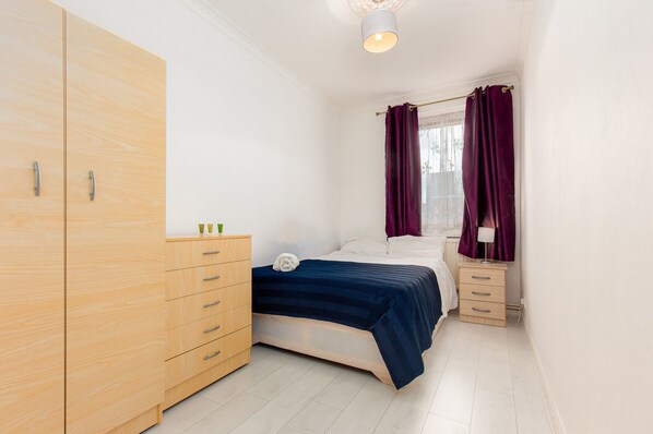 1 bedroom, iron/ironing board, bed sheets