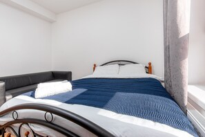 Apartment (1 Bedroom)