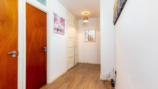 Apartment (1 Bedroom) | 1 bedroom, iron/ironing board, bed sheets - Broxbourne House - Deluxe Guest Room 2 (London)