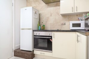 Apartment (1 Bedroom) | Private kitchen - Westfield Stratford ON Your Doorstep! (London)