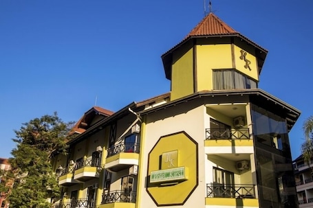 Exterior. Hotel Kirst