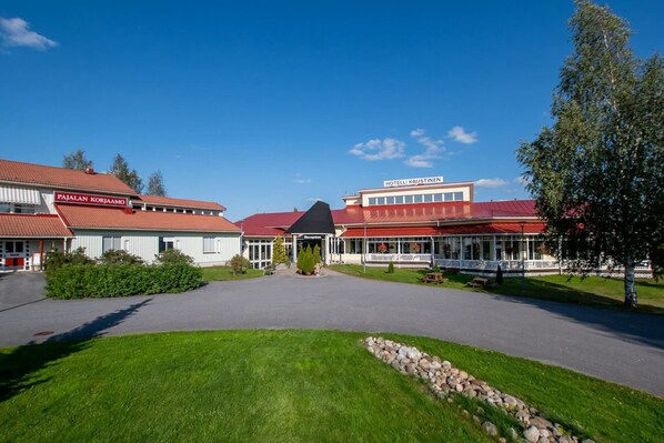 Exterior - Hotelli Kaustinen (Kaustinen)
