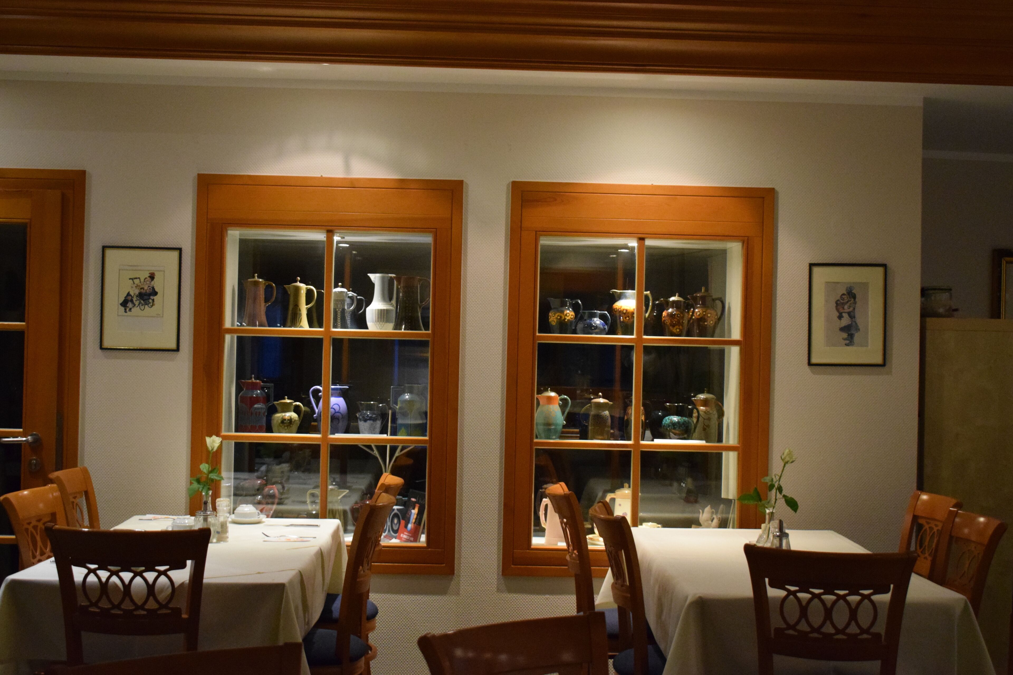 Desayuno buffet diario (EUR 9.50 por persona)