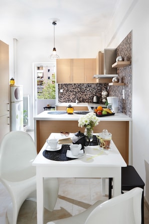 Private kitchen - Dream City Apartment near Beach & Venetian Port (Chania)