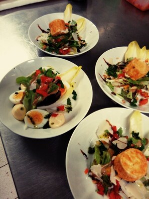 Mittagessen und Abendessen
